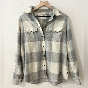 Fjallraven Canada Plaid Button Flannel